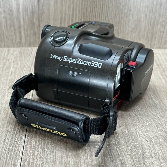 Olympus Infinity SuperZoom 330 AF Point & Shoot 38-105mm  Film Camera Tested - Picture 4 of 13